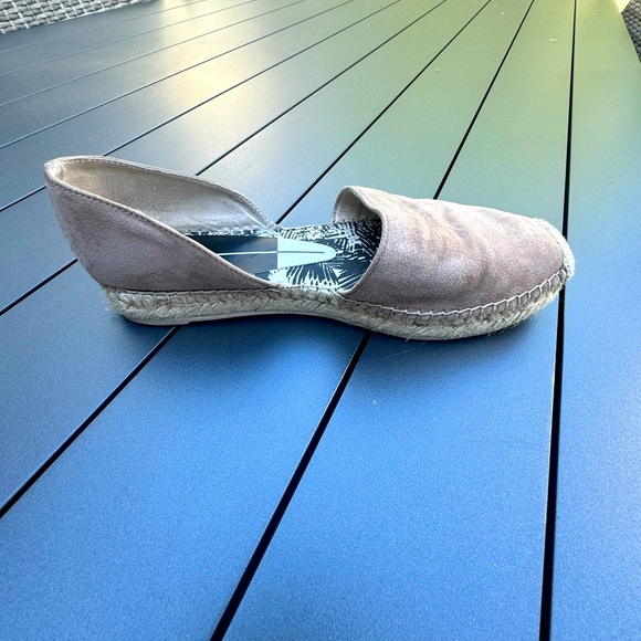 Dolce Vita Suede Espadrilles! 9.5 Tan! Sexy Cutout Sides! - Picture 3 of 5